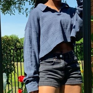 Vintage Collard Crop Top 🗣